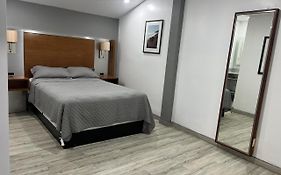 Hotel Colonial Inn